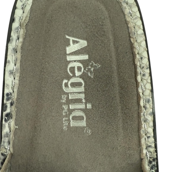 Alegria Lite Women Fio Slide Snake Skin Black Gray Leather Sandals Size 37 - Picture 7 of 11